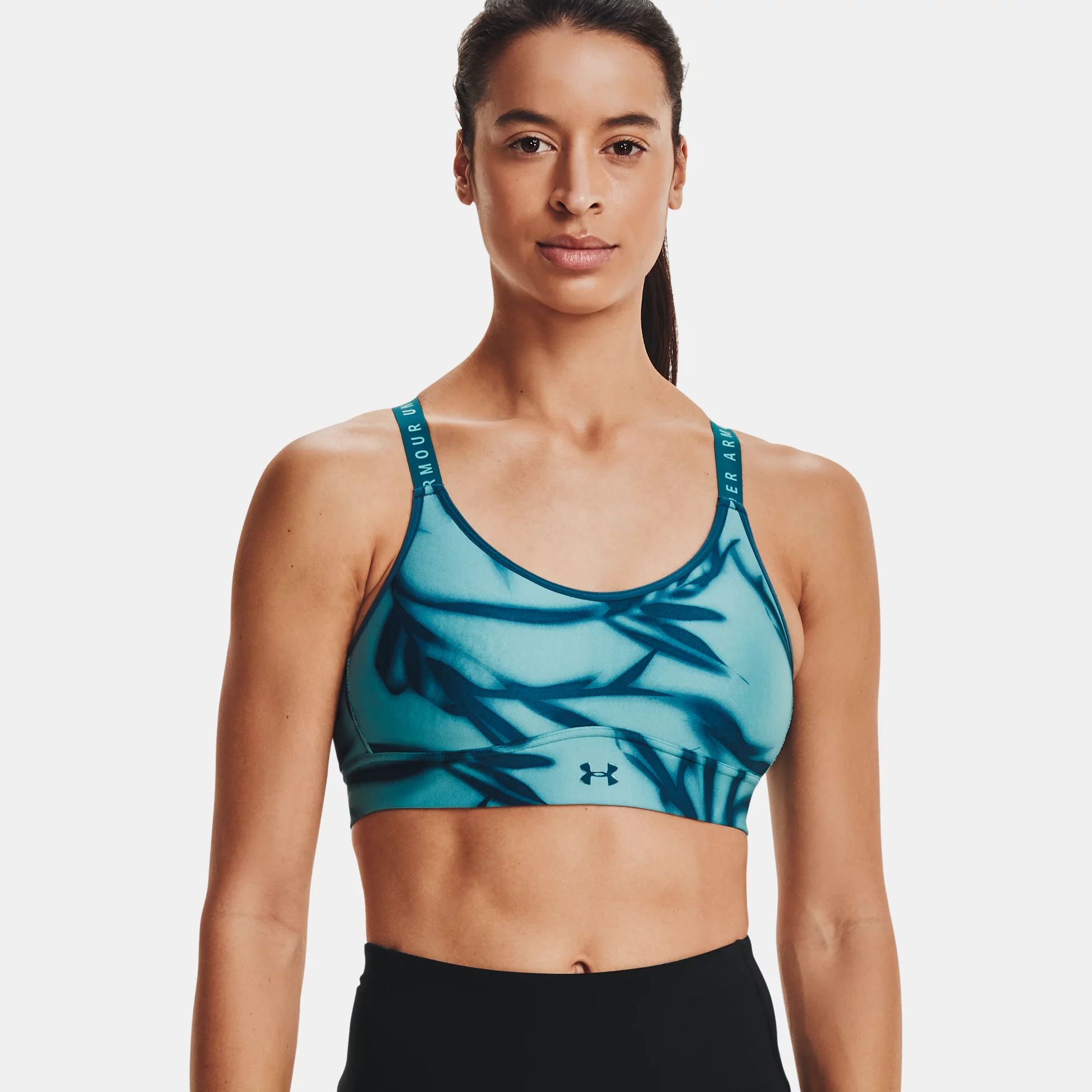 https://img2.sportconcept.com/backend_nou/content/images/-under-armourua-infinity-mid-printed-sports-bra-1157-20210429105258.jpg