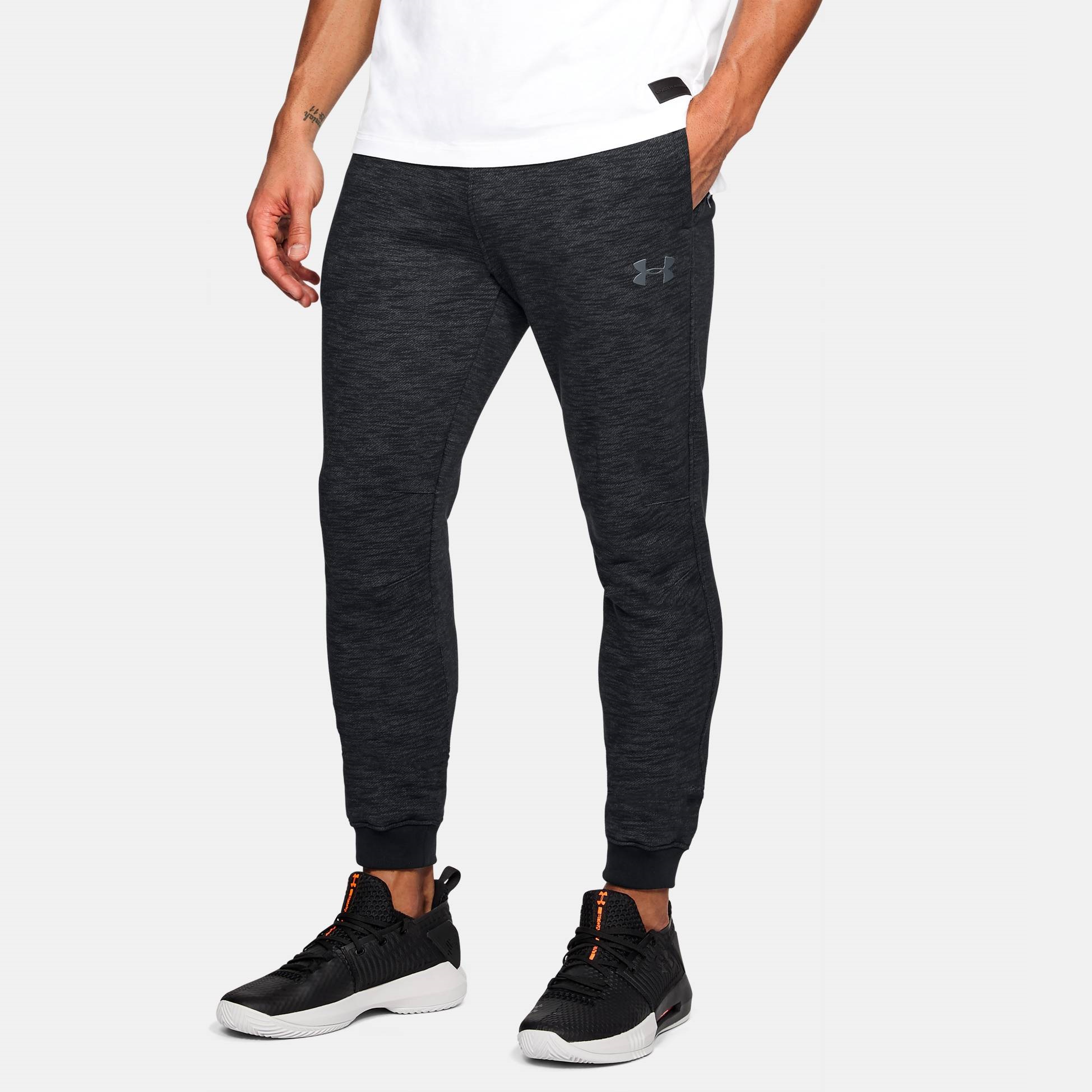  -  under armour Baseline Tapered Pants
